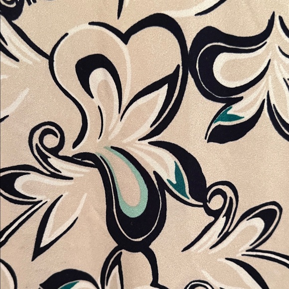 Style & Co. Dark Navy and Cream Floral Tunic - Picture 4 of 10